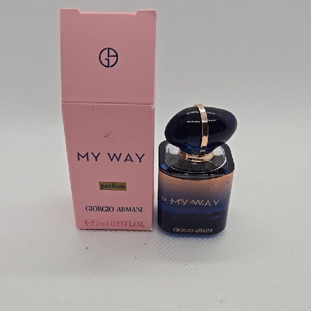Giorgio Armani My Way Blue Minature .23 Fl Oz - Picture 2 of 2